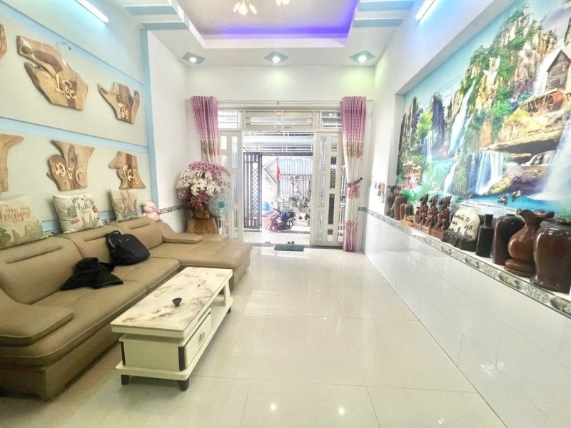 Bán nhà 3 tầng đường số 38 Hiệp Bình Chánh Thủ Đức TP HCM - diện tích 59m2 giá 645 tỷ. Sổ Hồng