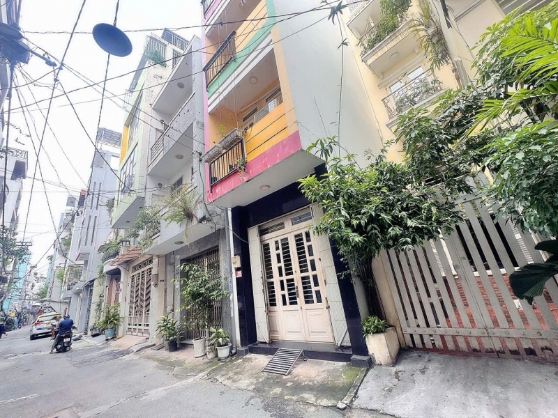 BÁN NHÀ 3 TẦNG HXH 6M Đ.LÊ VĂN SỸ QUẬN 3 - DT SIÊU LỚN 11M2 - CHÀO CHỈ 165T * LH GIANG GIANG: