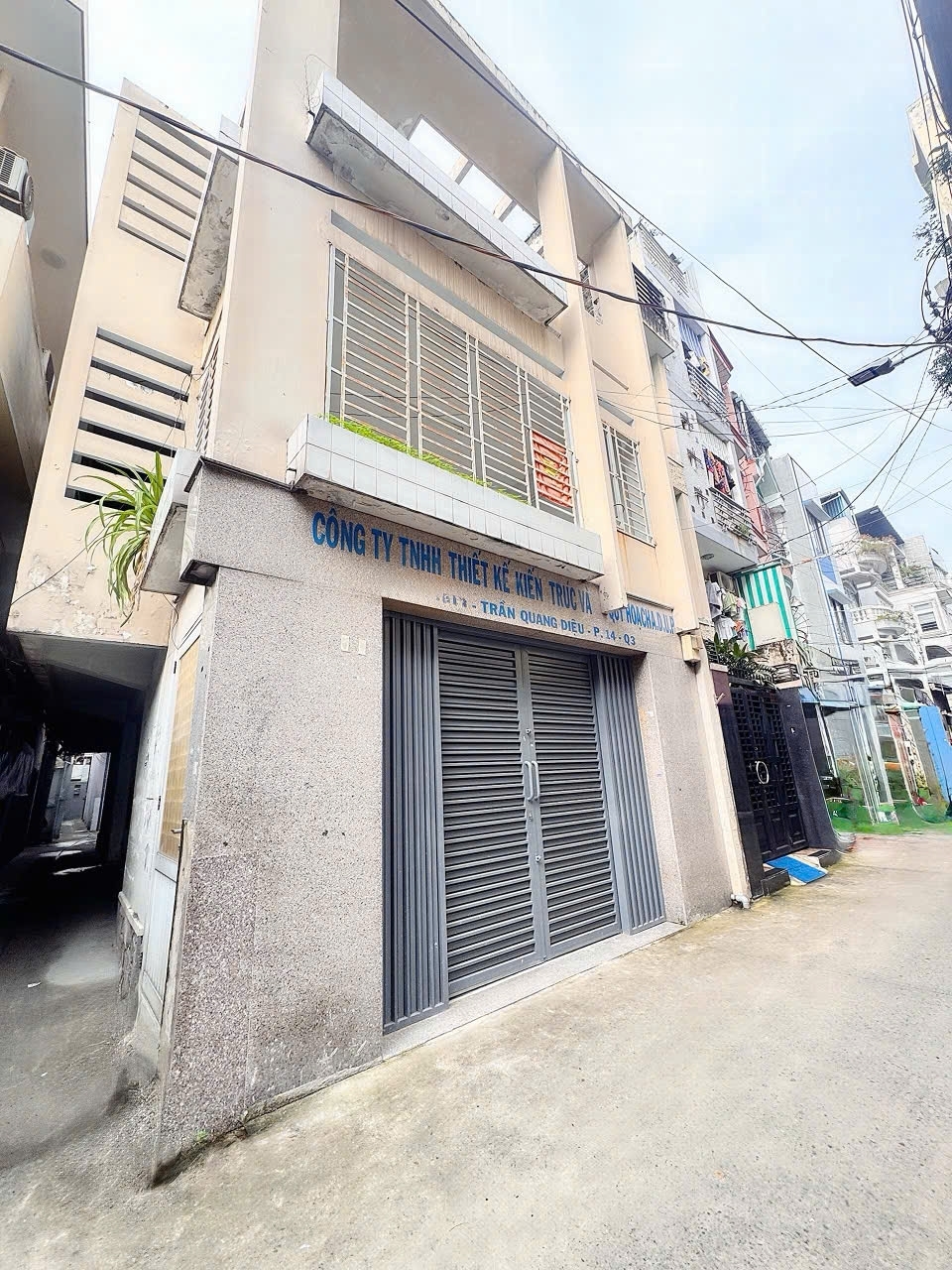 BÁN NHÀ 3 TẦNG HXH CĂN GÓC 2 MẶT ĐƯỜNG TRẦN QUANG DIỆU P.14 QUẬN 3 - DT ĐẸP 5M NỞ HẬU 66M * 19M -