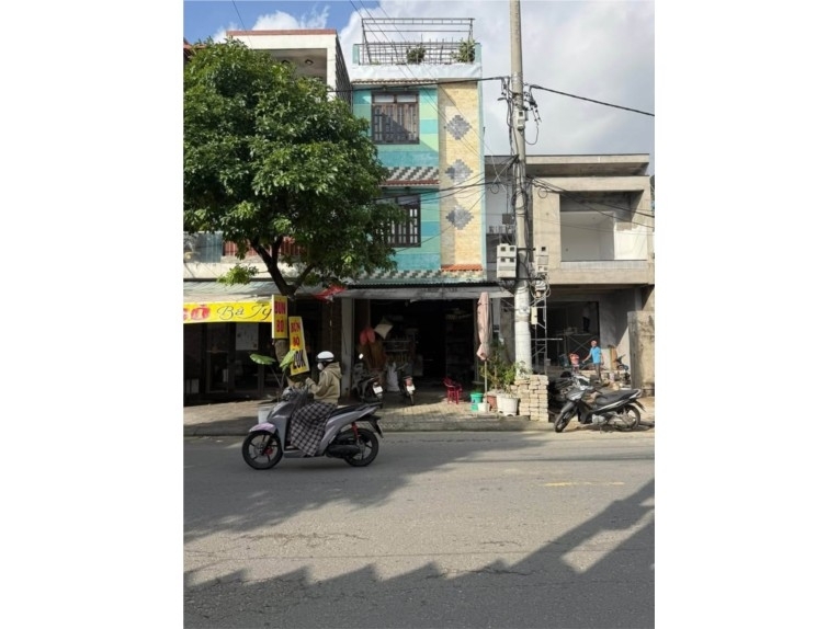 Bán nhà 35 tầng Mt đường TÔN ĐẢN (đoạn sát Lê Trọng Tấn) DT 108m2 giá 6ty5 LH 0942992361