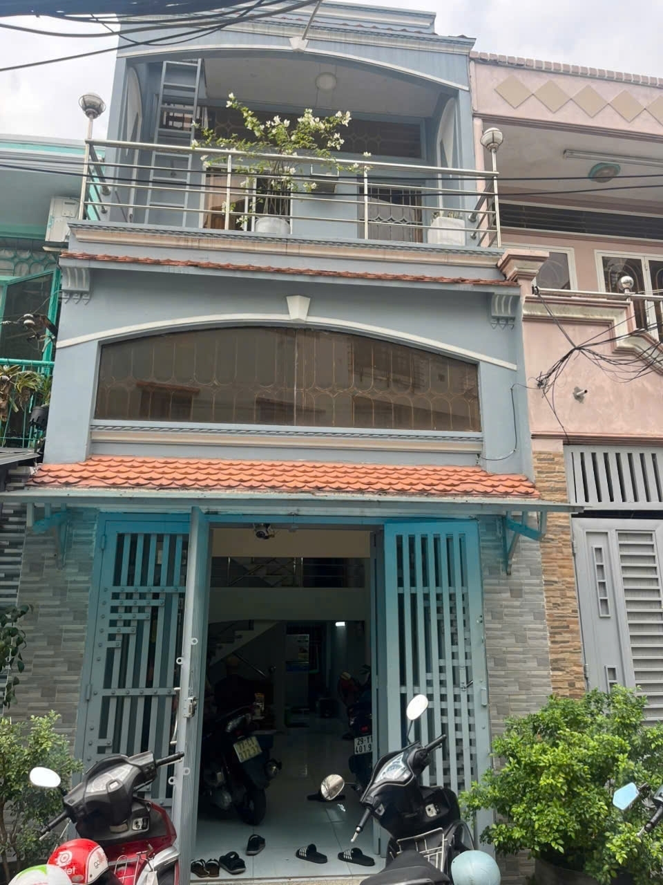 BÁN NHÀ 38.5M2 LIÊN TỈNH 5 3 TẦNG 3PN XH ĐỔ CỬA