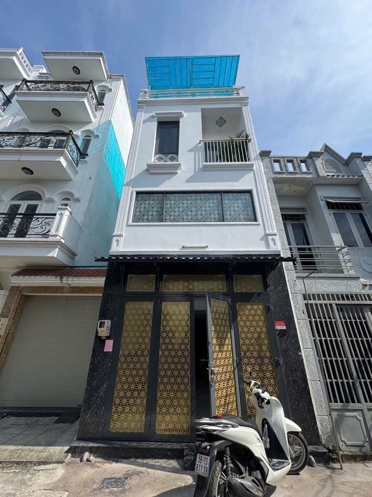 BÁN NHÀ 4 TẦNG – HẺM XE HƠI 6M – NGUYỄN ẢNH THỦ Q12