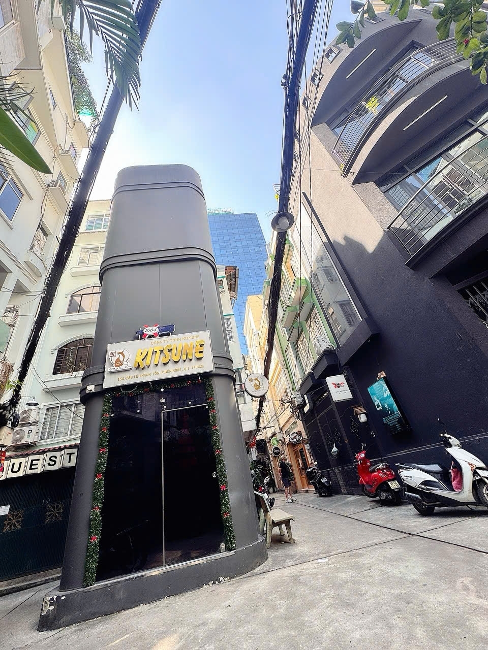 BÁN NHÀ 4 TẦNG HXH Đ.LÊ THÁNH TÔNG BẾN NGHÉ QUẬN 1 - DT 42M2 - HDT 30TR/TH - KHU PHỐ NHẬT NỔI TIẾNG