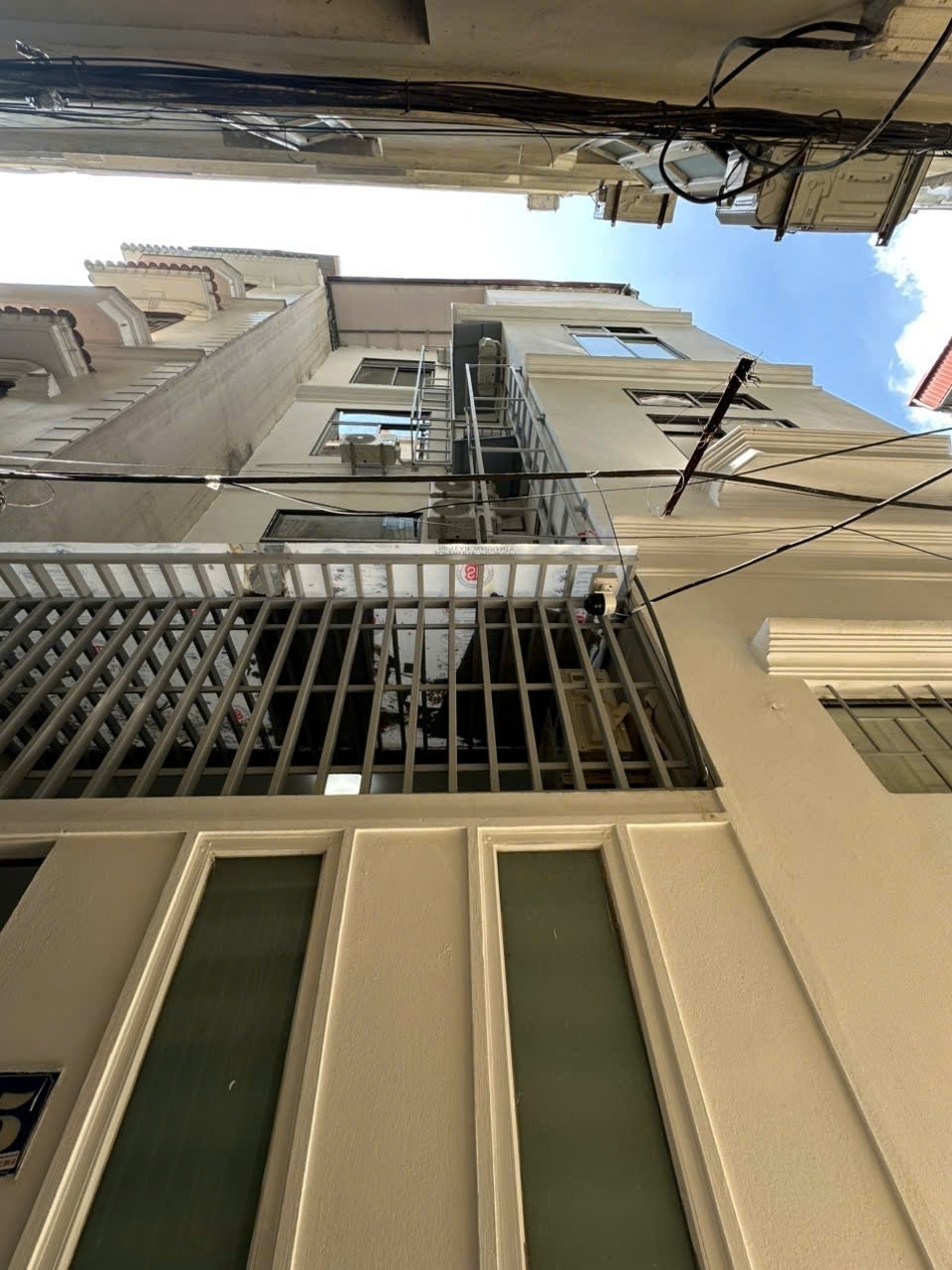 Bán nhà 45m2 4 tầng trung tâm Cầu Giấy – đối diện ĐH Sư Phạm Hà Nội