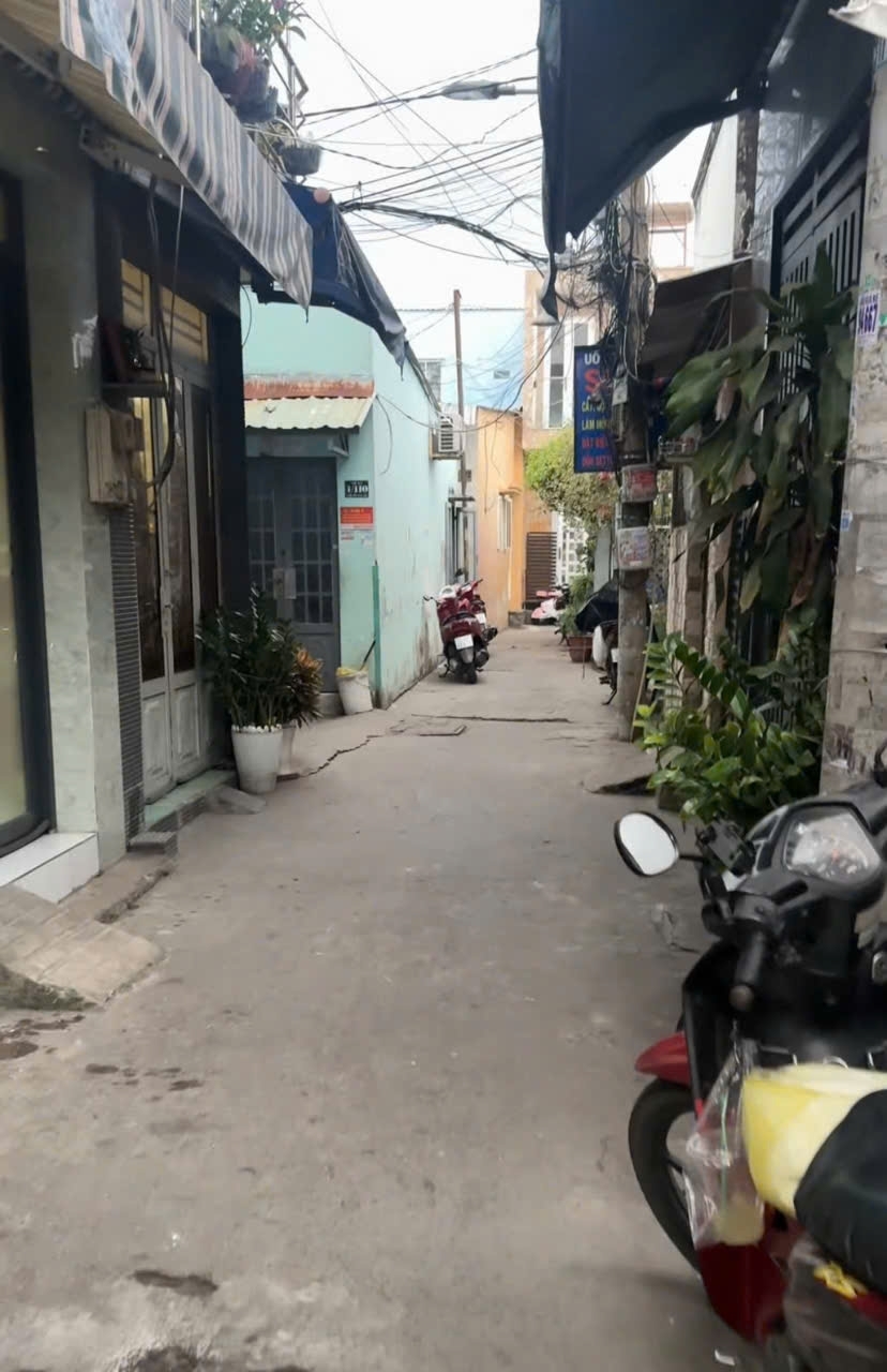 Bán nhà 4PN diện tích lớn nở hậu (7x11) Bình Đông P.Phú Định kg lộ giới (2tỷ) hơn