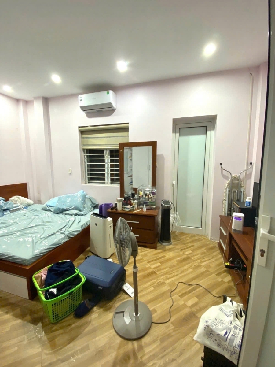 BÁN NHÀ 6 TẦNG DÂN XÂY  CẦU GIẤY – GẦN Ô TÔ  – NGÕ68  QUẬN ỦY – DÂN TRÍ CAO – 9.7 TỶ