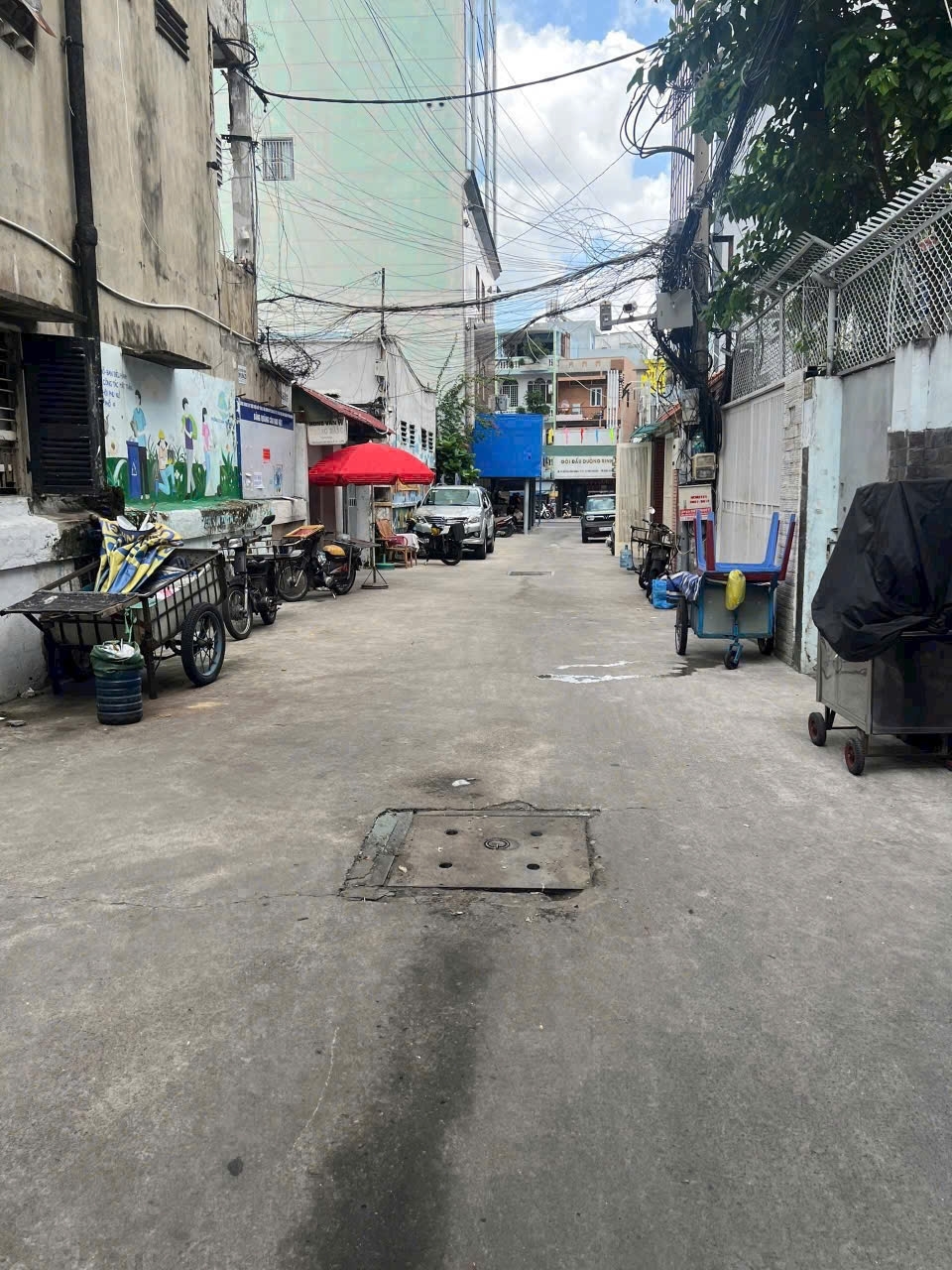 Bán nhà 72/19 Huỳnh văn bánh p 15 Phú nhuận Giá : 26 tỉ có thương lượng