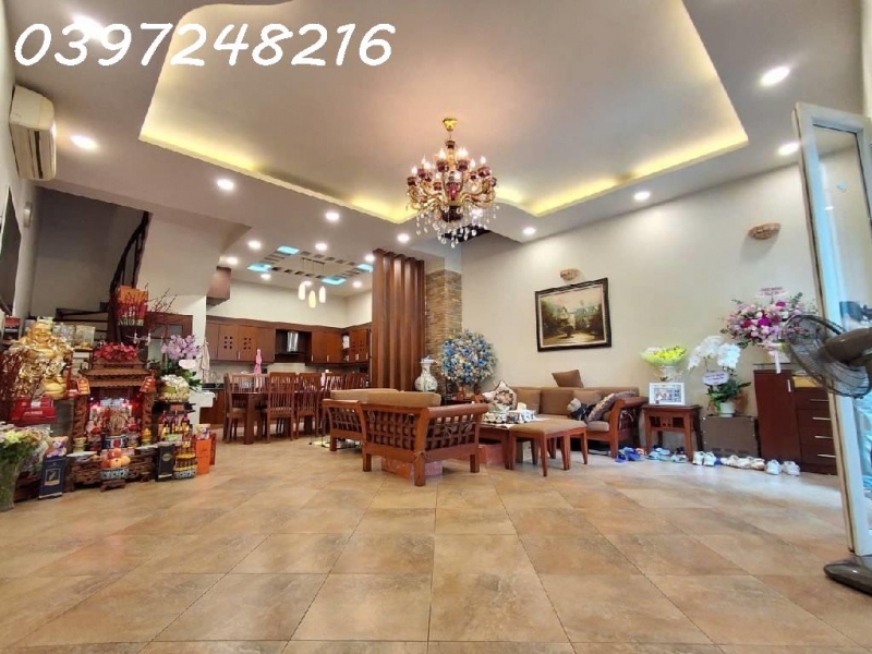 BÁN NHÀ BỒ ĐỀ GẦN CÔNG VIÊN 60M² 12 TỶ