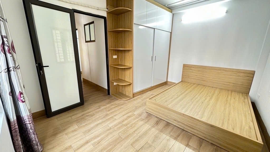 BÁN NHÀ BỒ ĐỀ LONG BIÊNOTONHÀ ĐẸPLÔ GÓC VIEW THOÁNG MÁT36M NHỈNH 7 TỶ(TL)