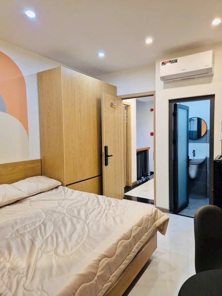 Bán nhà Cao Thắng Quận 10 14 PN dòng tiền Góc 3 Mặt Tiền Mới 100%Giá 30Tỷ