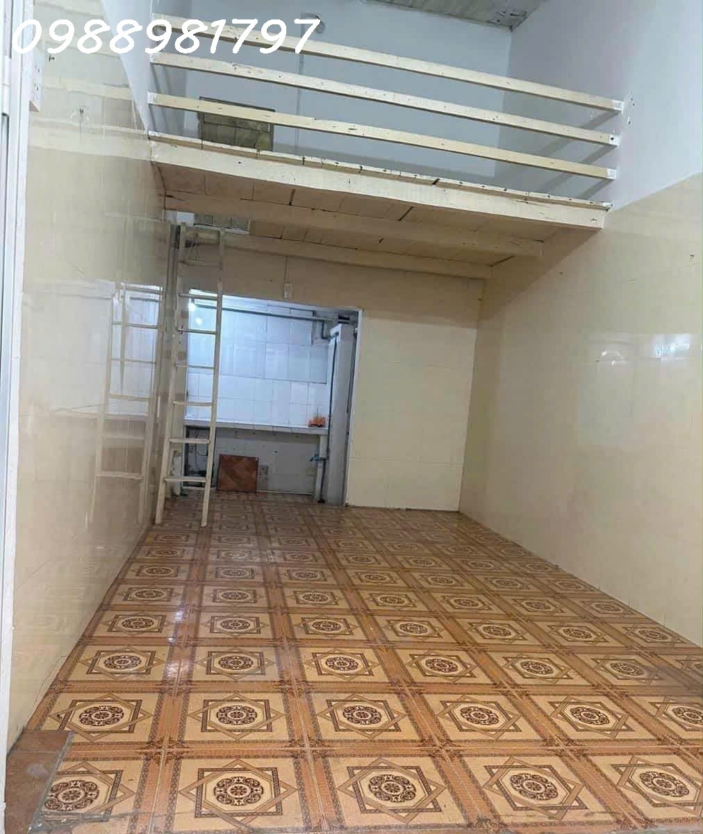 Bán nhà cấp 4 Bùi Huy Bích - giải phóng ô tô đỗ cửa giá 1.9 tỉ