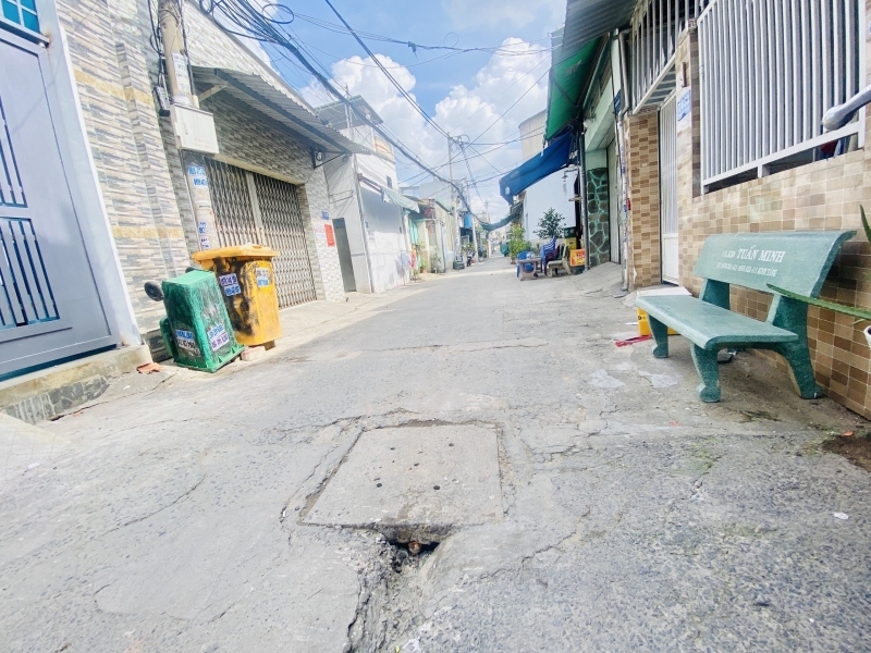 BÁN NHÀ CHÍNH CHỦ ĐẸP – VỊ TRÍ ĐẮC ĐỊA QUẬN 12 – VÀO Ở NGAY!VỊ TRÍ: MẶT TIỀN PHAN VĂN HỚN PHƯỜNG