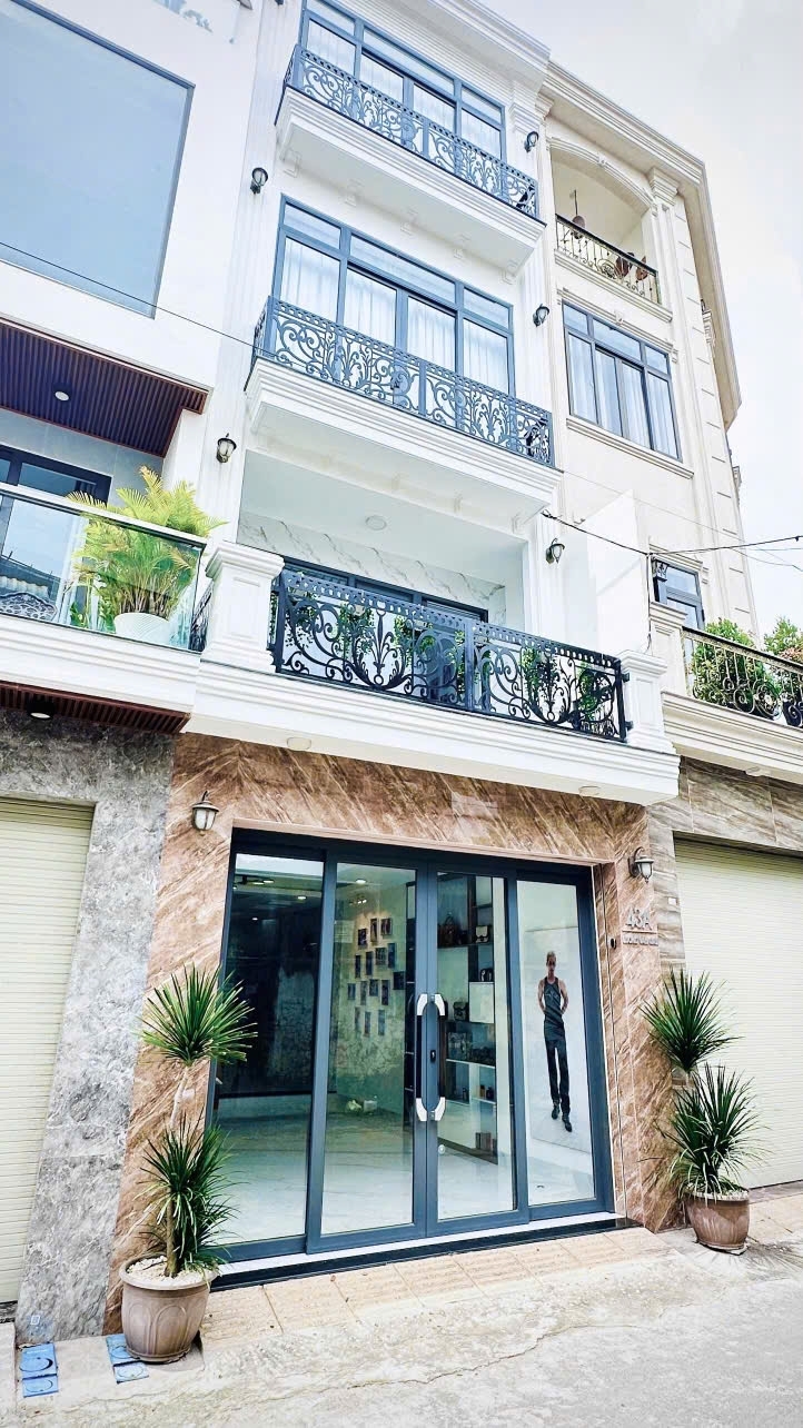 BÁN NHÀ CHÍNH CHỦ – MẶT TIỀN ĐƯỜNG LƯƠNG VĂN CAN P2 TP. VŨNG TÀU- TỈNH BÀ RỊA VŨNG TÀU