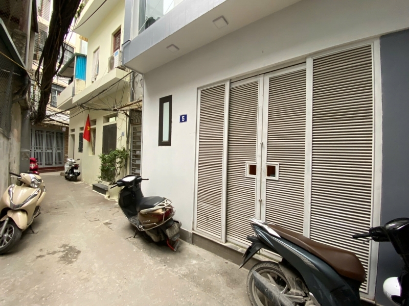 BÁN NHÀ ĐÊ LA THÀNH ĐỐNG ĐA – 5 TẦNG ĐẸP FULL NỘI THẤT – GIÁ ĐẸP