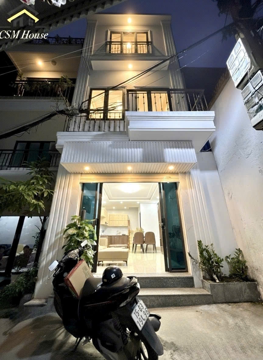 BÁN NHÀ ĐẸP – DÂN XÂY ĐỘC LẬP FULL NỘI THẤT phù hợp ở hoặc cho thuê đặc biệt cho thuê làm Food Tour