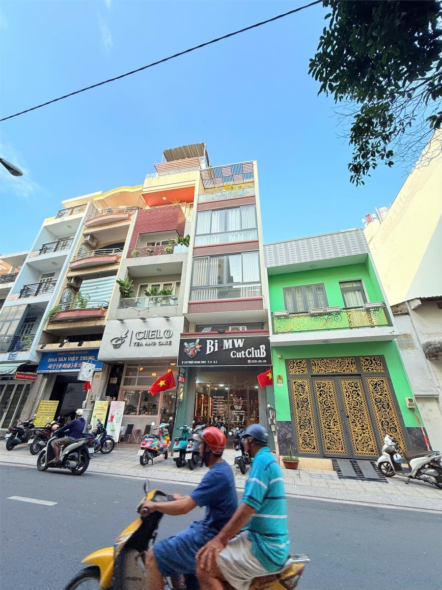 Bán Nhà đẹp Quận 5 Mặt Tiền Triệu Quang Phục (4X145m) 4 Lầu Mới ĐẹpXíu 18 Tỷ