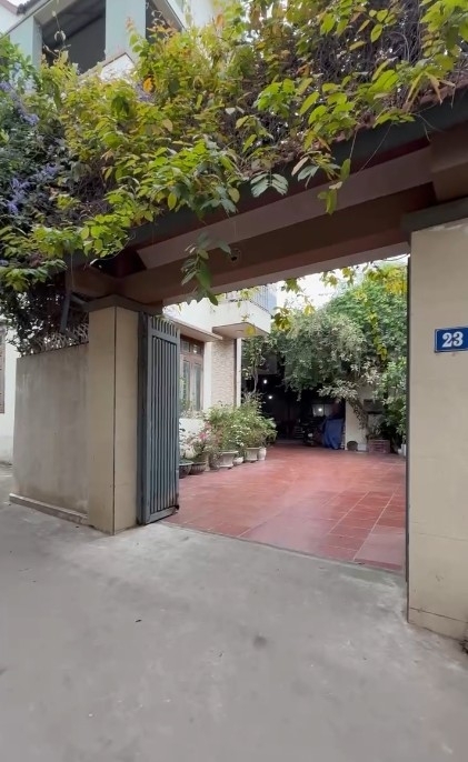 Bán nhà đẹp - Vị trí đắc địa - Gần CNC ĐHQG FPT Metro 5 - Trung tâm phát triển Thạch Thất