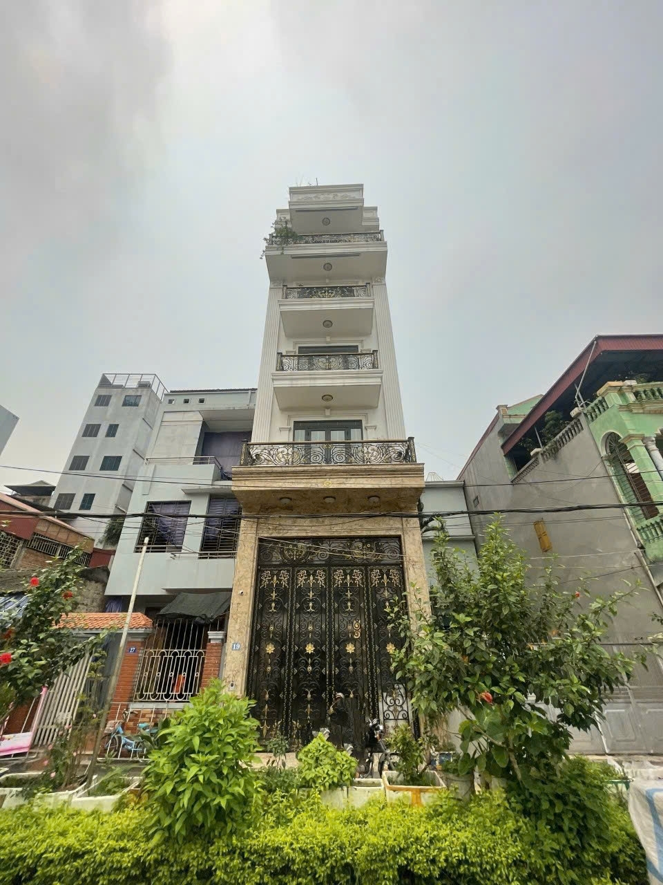 BÁN NHÀ ĐẸP - Vị trí đắc địa trung tâm phường Lương Khánh Thiện TP. Phủ Lý Hà Nam