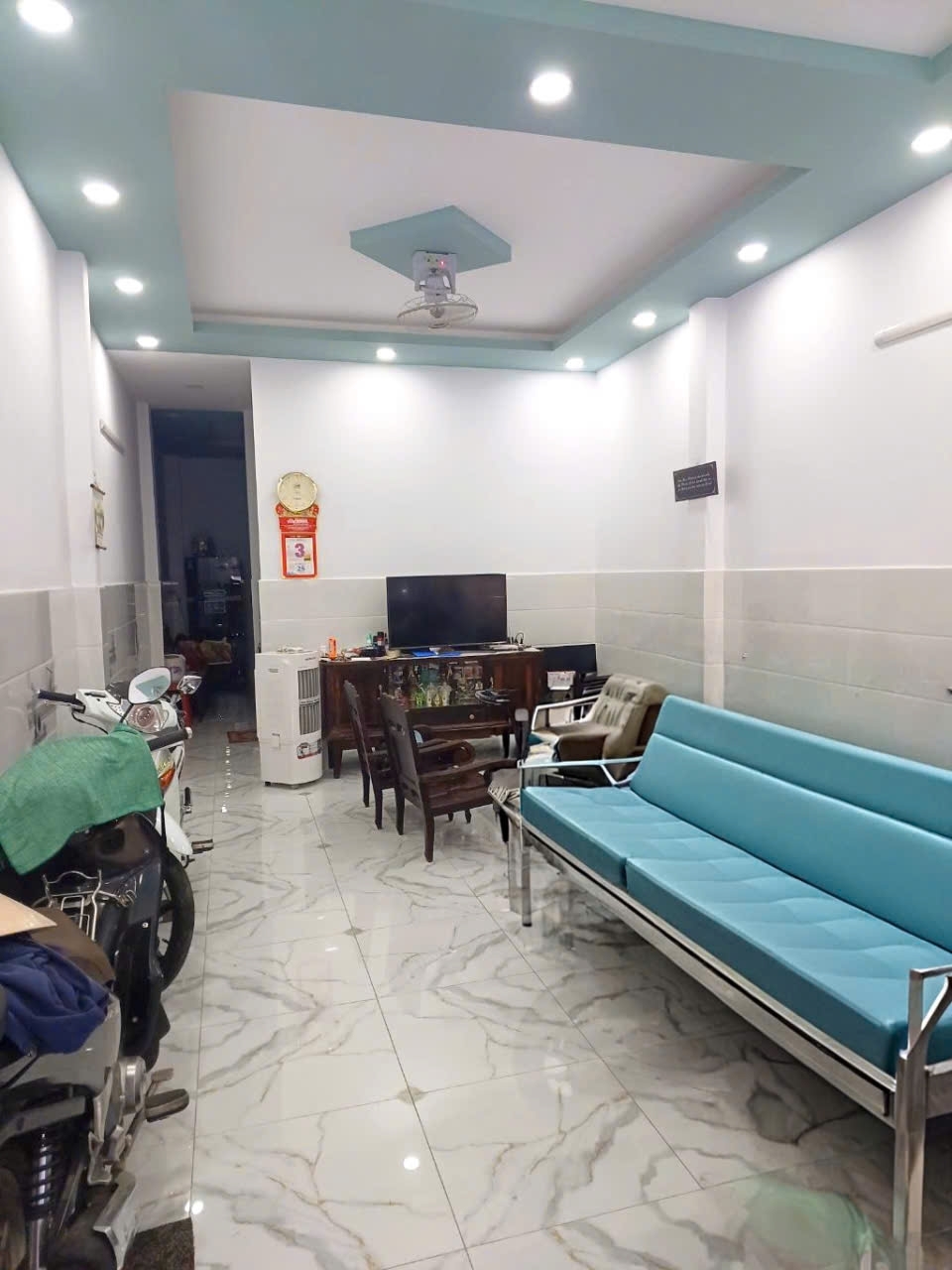 BÁN NHÀ DIỆN TÍCH TO HƠN 100m2 XE HƠI TỚI CỬA CÁCH QUẬN 5 400 MÉT CHỈ NHỈNH 12 TỶ