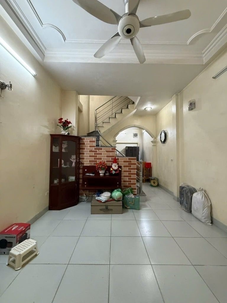 Bán nhà Định Công Thượng Hoàng Mai ô tô gần 35m2 7.6 tỷ(CTL)