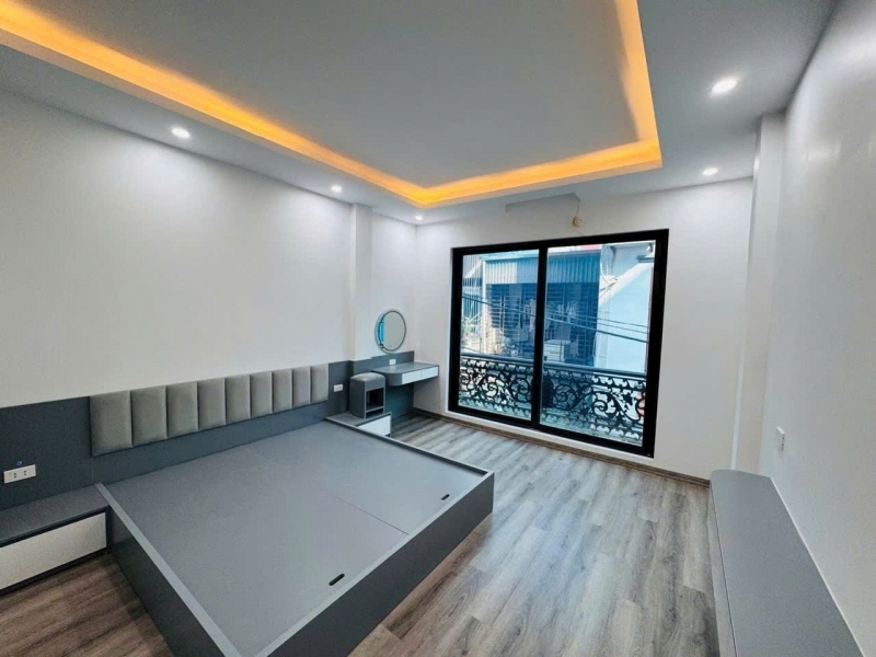 Bán nhà dòng tiền ngay ĐẠI HỌC CÔNG NGHIỆP NHỔN - GIÁ HƠN 9 TỶ KHÔNG CÓ CĂN THỨ 2