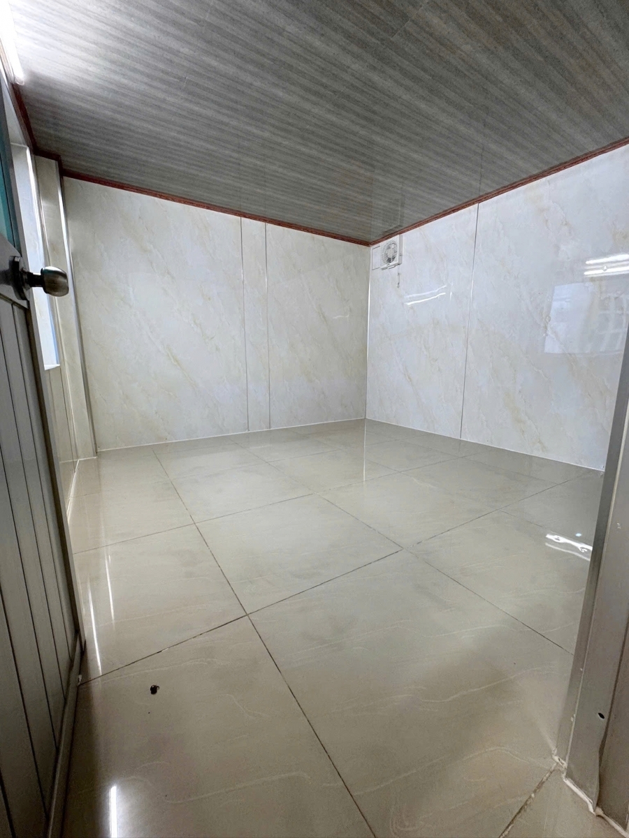 Bán nhà DT lớn hẻm 266 Nguyễn Duy P9Q8. Giá 395 tỷ TL