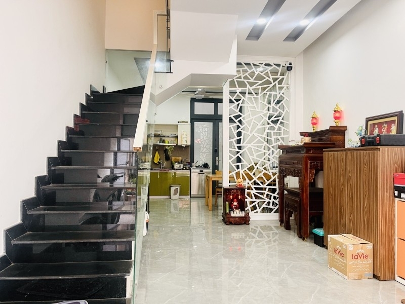 Bán nhà đường số 50 DT  81m2 4 tầng Phường Hiệp Bình Chánh Thủ Đức TP HCM - Giá 749 tỷ Sổ Hồng.