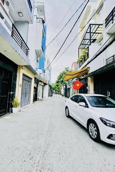 BÁN NHÀ GẦN AEON MALL TÂN PHÚ HẺM 7M THÔNG 60M NỞ HẬU 3 TẦNG NHỈNH 5