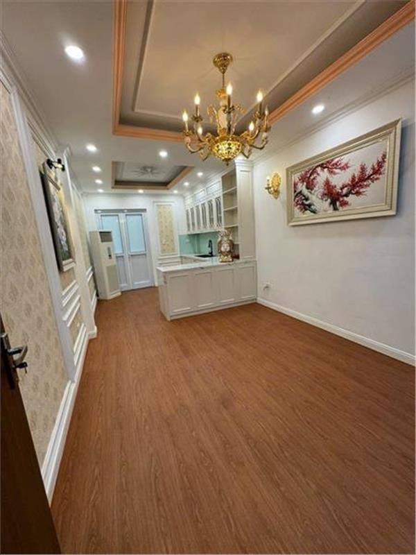Bán nhà gần Phạm Văn Đồng – Cổ Nhuế 40m2 5 tầng mới đẹp ở ngay 6.6 tỷ