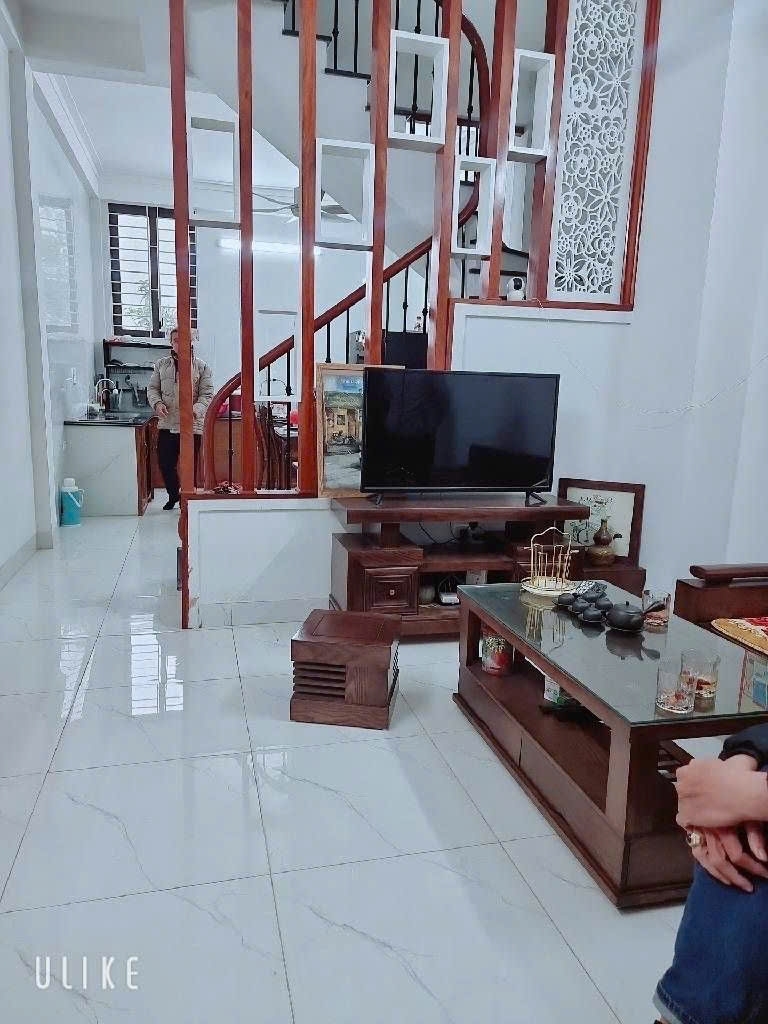 BÁN NHÀ GIA QUẤT LONG BIÊN OTO ĐỖ CỔNGDÂN XÂYNGÕ NÔNGNỞ HẬU58M NHỈNH 9 TỶ