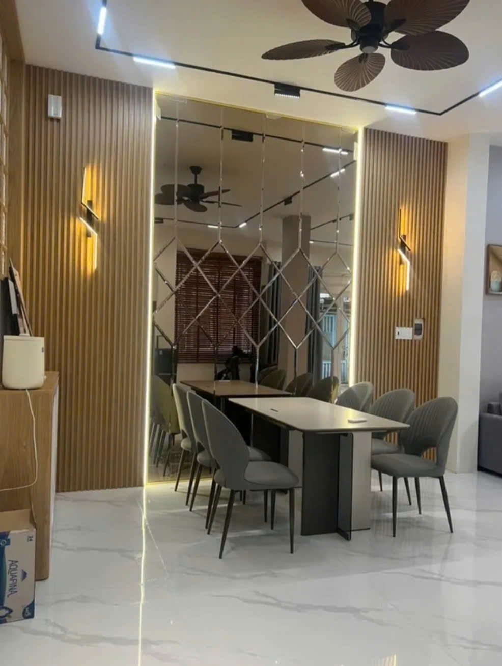 Bán Nhà Góc 2 Mặt Tiền Nguyễn Thị Đặng 80m² 3 Tầng Full Nội Thất Giá 5.68 Tỷ – Q12