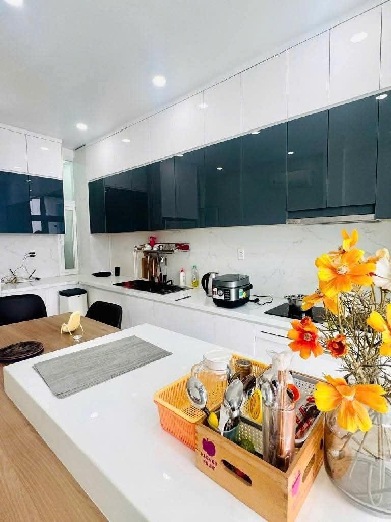 Bán nhà hẻm 62 Trương Công Định phường 14 Tân Bình (47*14) chỉ 76 tỷ