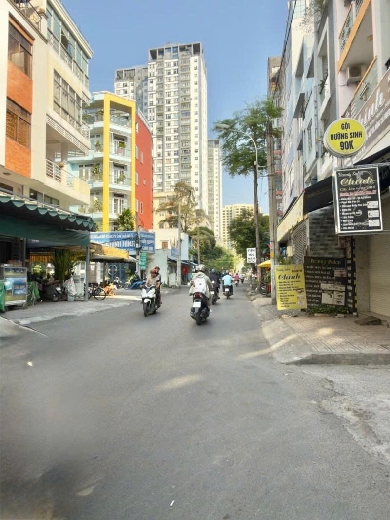 Bán Nhà Hẻm 666  Ba Tháng Hai - thông Lý Thường Kiệt 51x19m 5 Tầng 1 đời chủ 259 tỷ.