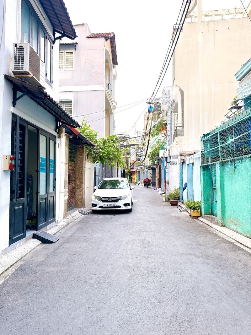 Bán nhà hẻm 6m Nguyễn Kiệm - gần Đào Duy Anh 44x23m 2 Tầng 1 đời chủ chỉ 145 tỷ.