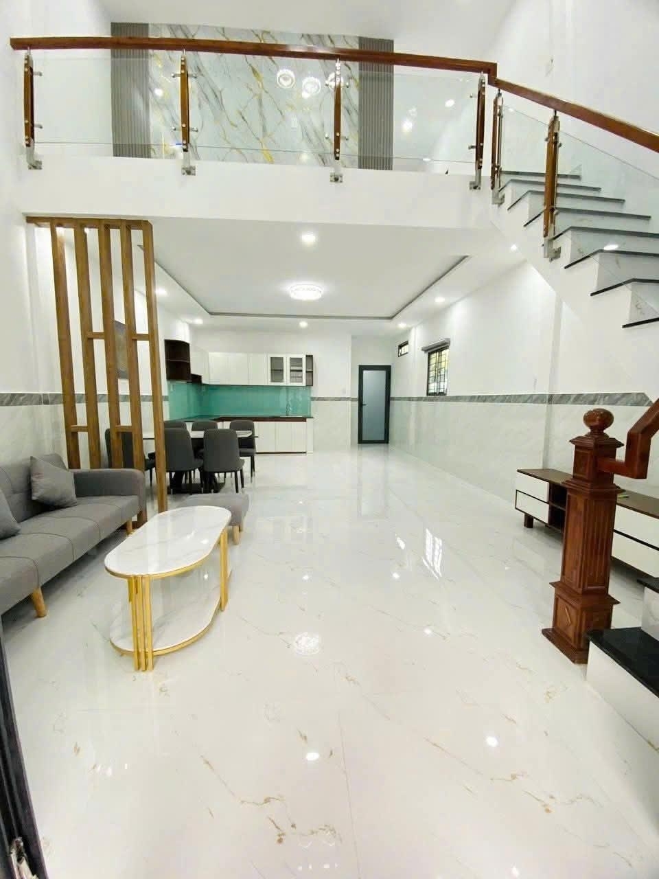 Bán nhà hẻm Hoàng Sa phường 5 Tân Bình (45x15) 82 tỷ - góc 2MT