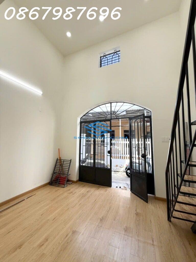 Bán nhà hẻm Phước Long Nam Nha Trang giá chỉ 235 tỷ tiềm năng phát triển cao LH ngay