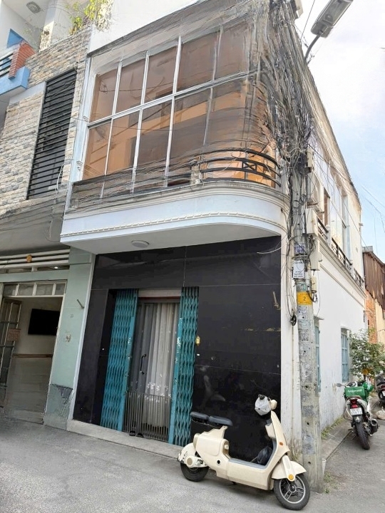 Bán nhà Hẻm Xe Hơi 5m Tạ Quang Bửu P2 Q8