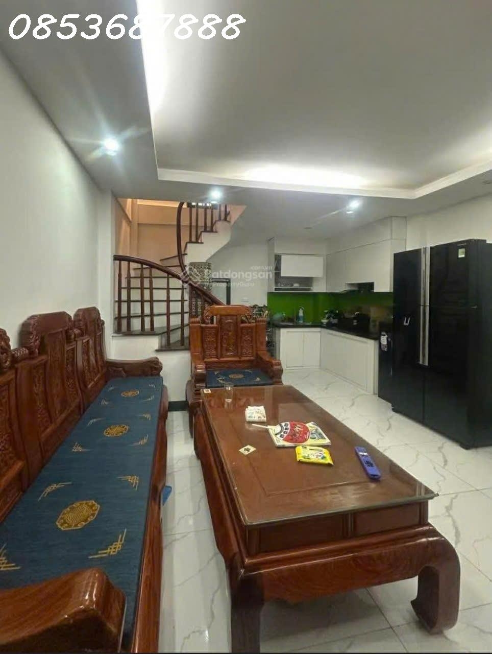 Bán nhà Hoa Thám Vài bước chân ra khu D Gleximco. 500m ra Lê Trọng Tấn.