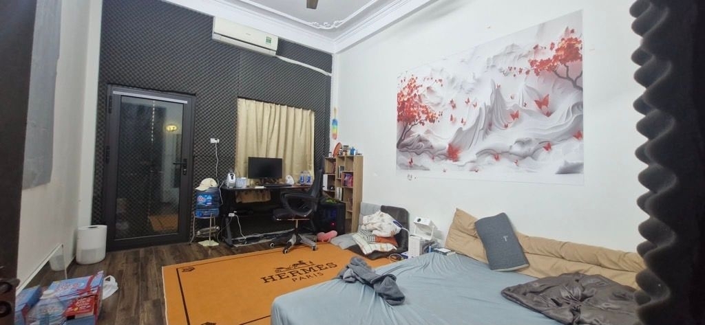 bán nhà Hoàng Cầu 45m 4 tầng sát ô tô tránh giá hấp dẫn