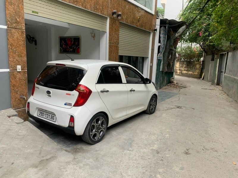 bán nhà Hồng Tiến ngõ thông kinh doanh ôtô vào nhà gần bệnh viện Tâm Anh