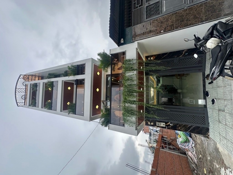 Bán nhà Hxh Tân chánh hiêp q12 98m 5 tầng mới tinh 83 tỷ