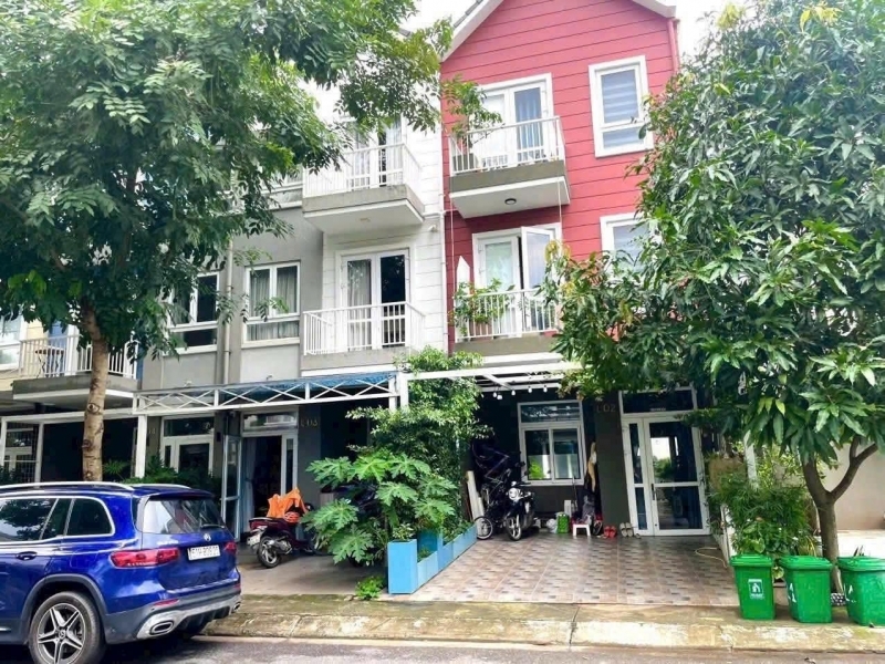 Bán nhà KDC Park Rieverside DT 75m2 trệt + 2 lầu 4 PN 3wc giá chào 12 tỷ bớt lộc