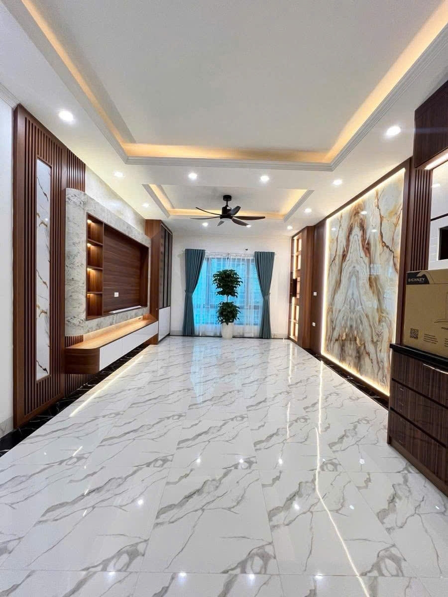 Bán nhà Khương Đình 42m x 7 tầng thang máy mới tinh 30m ra mặt phố - Sát VINHOMES CAO XÀ LÁ chỉ 128