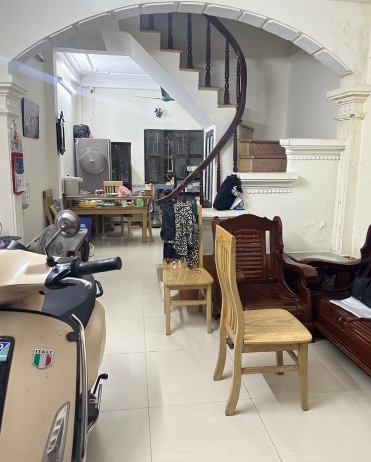 Bán nhà Kim Giang Hoàng Mai gần ô tô gần KĐT Đại Kim 33m2 8.3 tỷ(CTL)