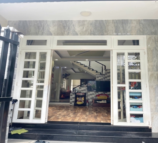 Bán Nhà Lã Xuân Oai 56m2 x 2 Tầng 3 PN HXH Chỉ 4 tỷ 5