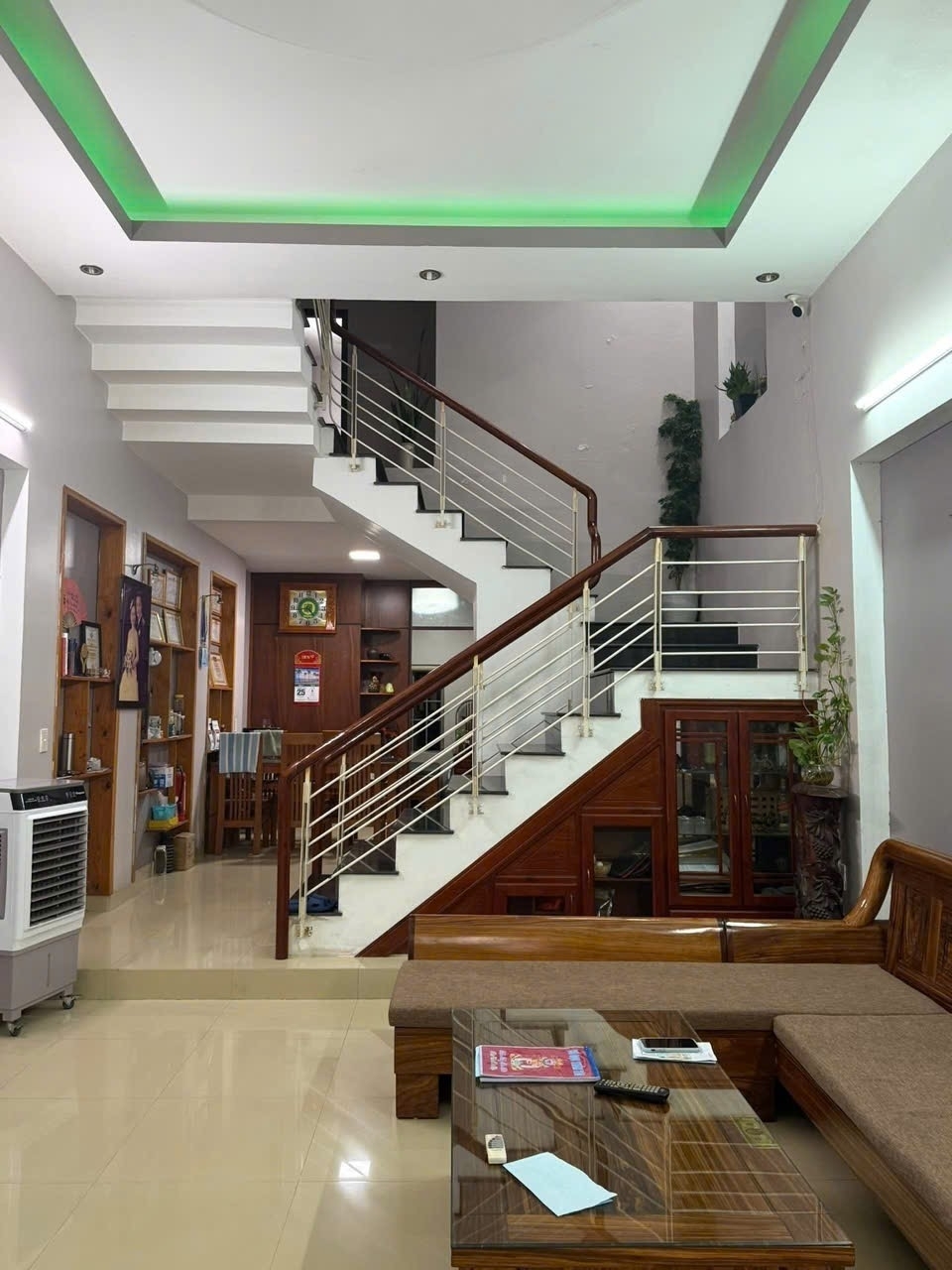 Bán nhà lô góc kiệt ô tô Nguyễn Văn Thoại Sơn Trà Đà Nẵng DT 136m2 4 tầng + 11 phòng trọ giá 26 tỷ