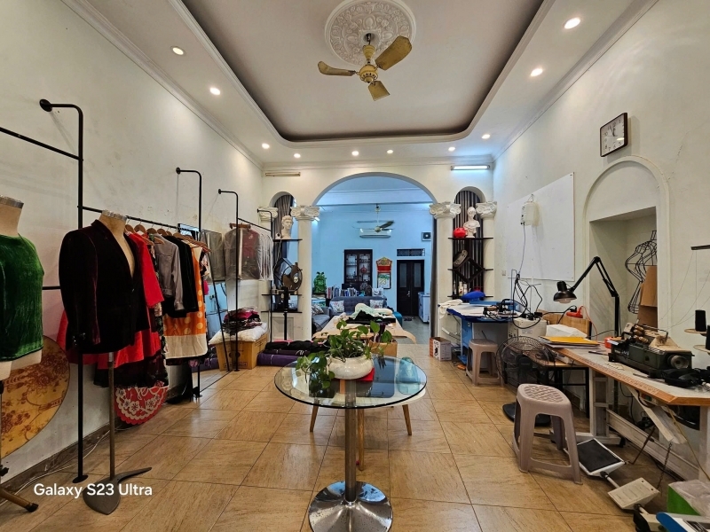 Bán nhà mặt phố Hàng Buồm 40m2 5 tầng mặt tiền 3.5m 36.8 tỷ Kinh Doanh đỉnh