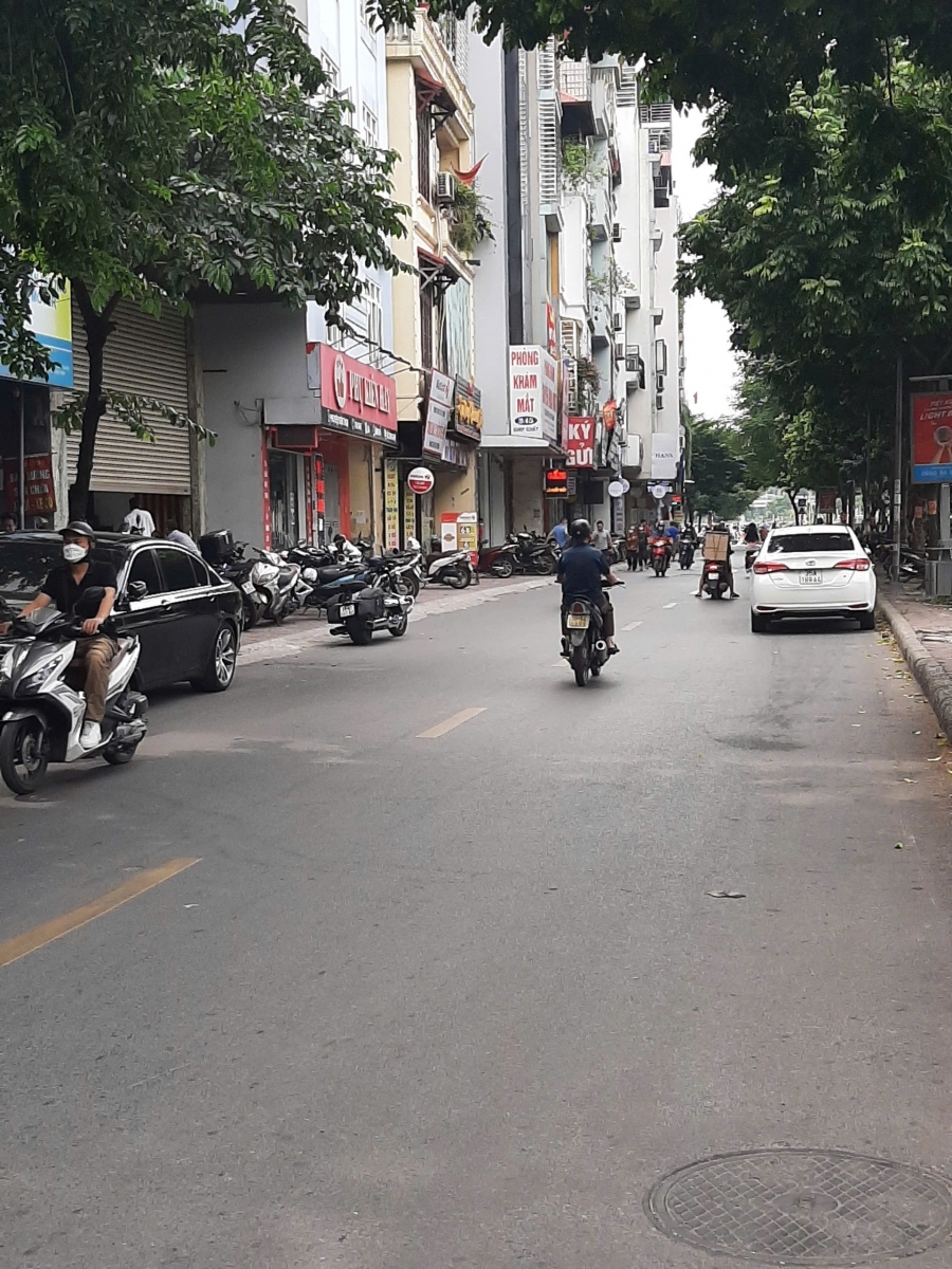 Bán nhà mặt phố Nguyễn Chánh Tú Mỡ Nam Trung Yên