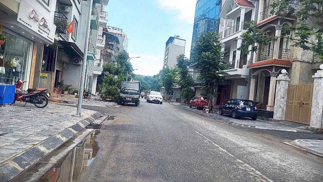 Bán nhà mặt phố nhỏ Sài Đồng kinh doanh đỉnh 48m2 7.2 tỷ