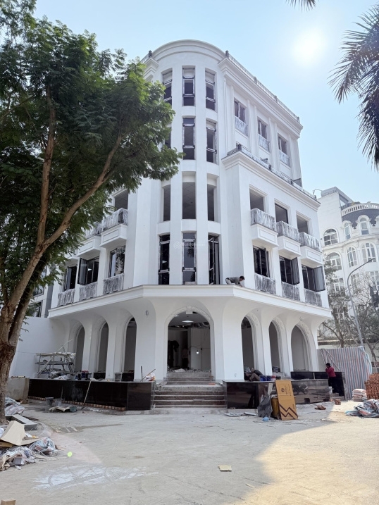 Bán nhà Mặt phố Phạm Văn Đồng - 200m MT 10m Lô góc Vỉa hè Nhà mới Thang Máy KDVP gần KĐT Starlake